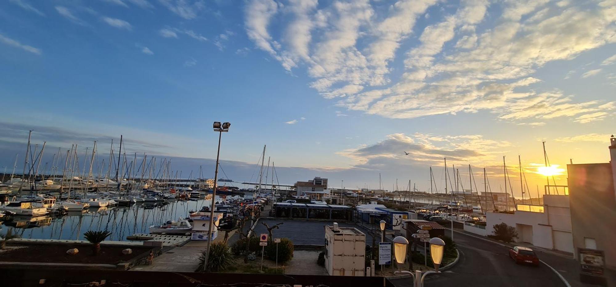 Residence De Standing La Pecherie Spacieux T3 Comme Un Cocon Familial Vue Mer Et Sur L'Avant Port Sur Le Bout Du Bout De Cap D'Agde Seule Cap En Occitanie Экстерьер фото